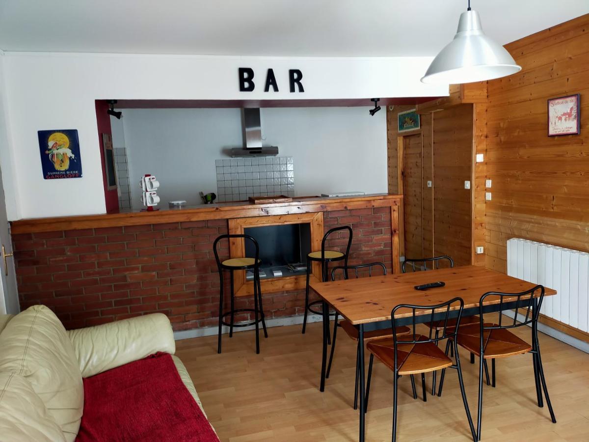Agréable appartement de 48 m² en RDC La Bourboule Extérieur photo