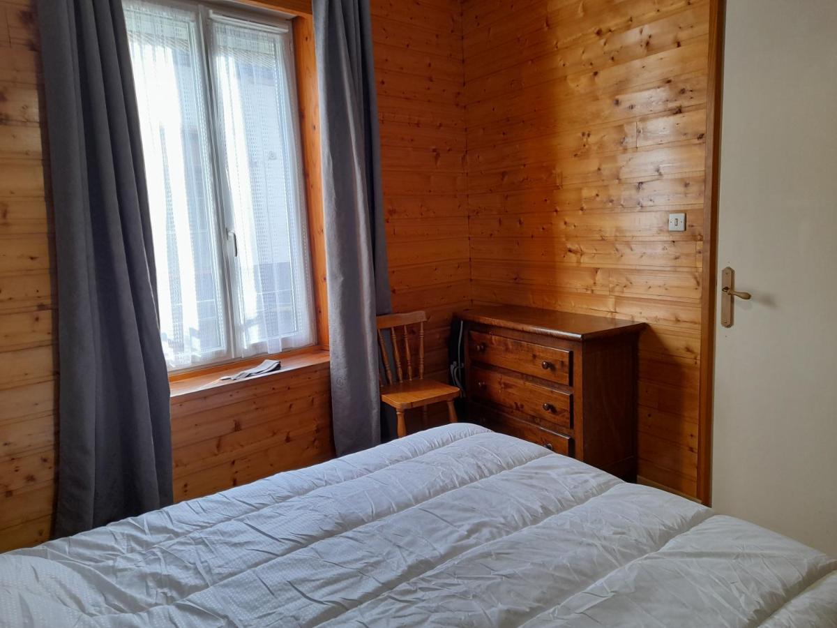 Agréable appartement de 48 m² en RDC La Bourboule Extérieur photo